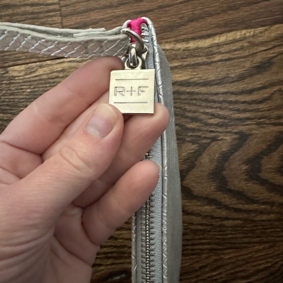 Rodan + Fields Silver Faux Snakeskin Cosmetic Pouch Wristlet - Picture 4 of 5